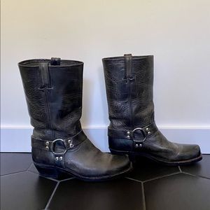 Frye Harness 12R Leather Boots
